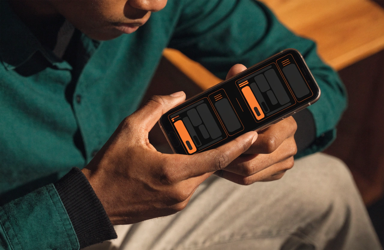 Mobile user experience for crash gambling games